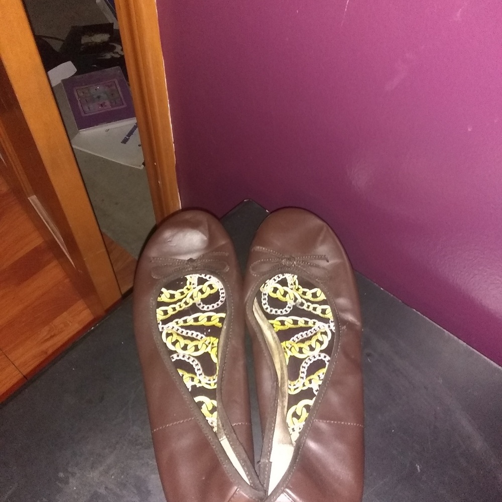 Brown flats